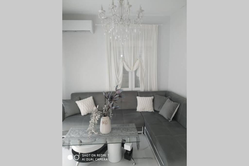 Studio Stesi Peraia Thessaloniki S ภายนอก รูปภาพ